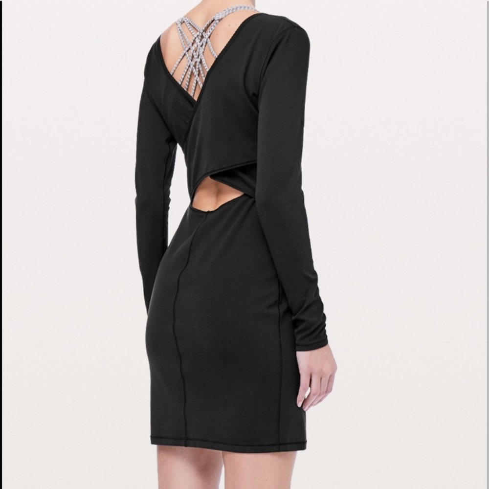 ➕ NWT lululemon contour dress long sleeve black - Picture 4 of 5